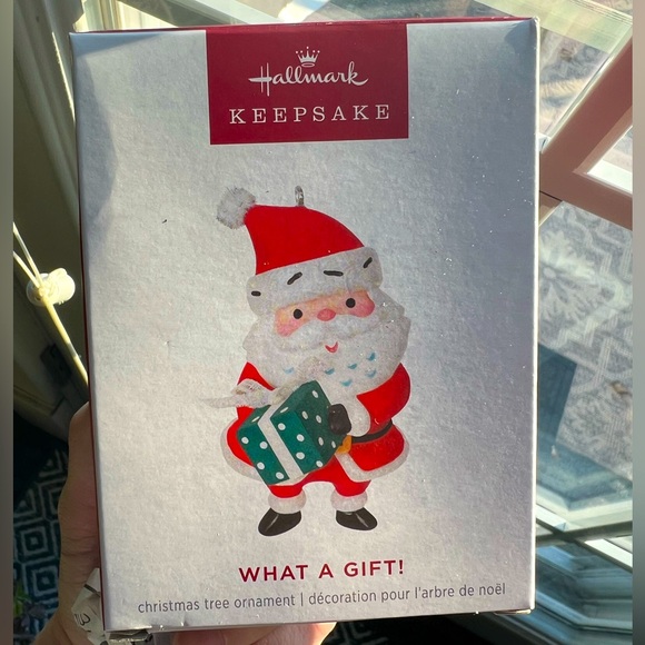NEW Hallmark - 2024 Limited Edition Santa Ornament - Picture 2 of 7